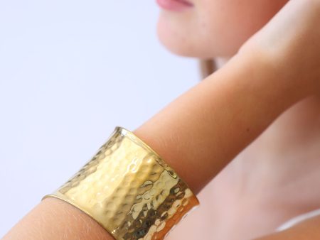 Hammered Metal Cuff Online Hot Sale